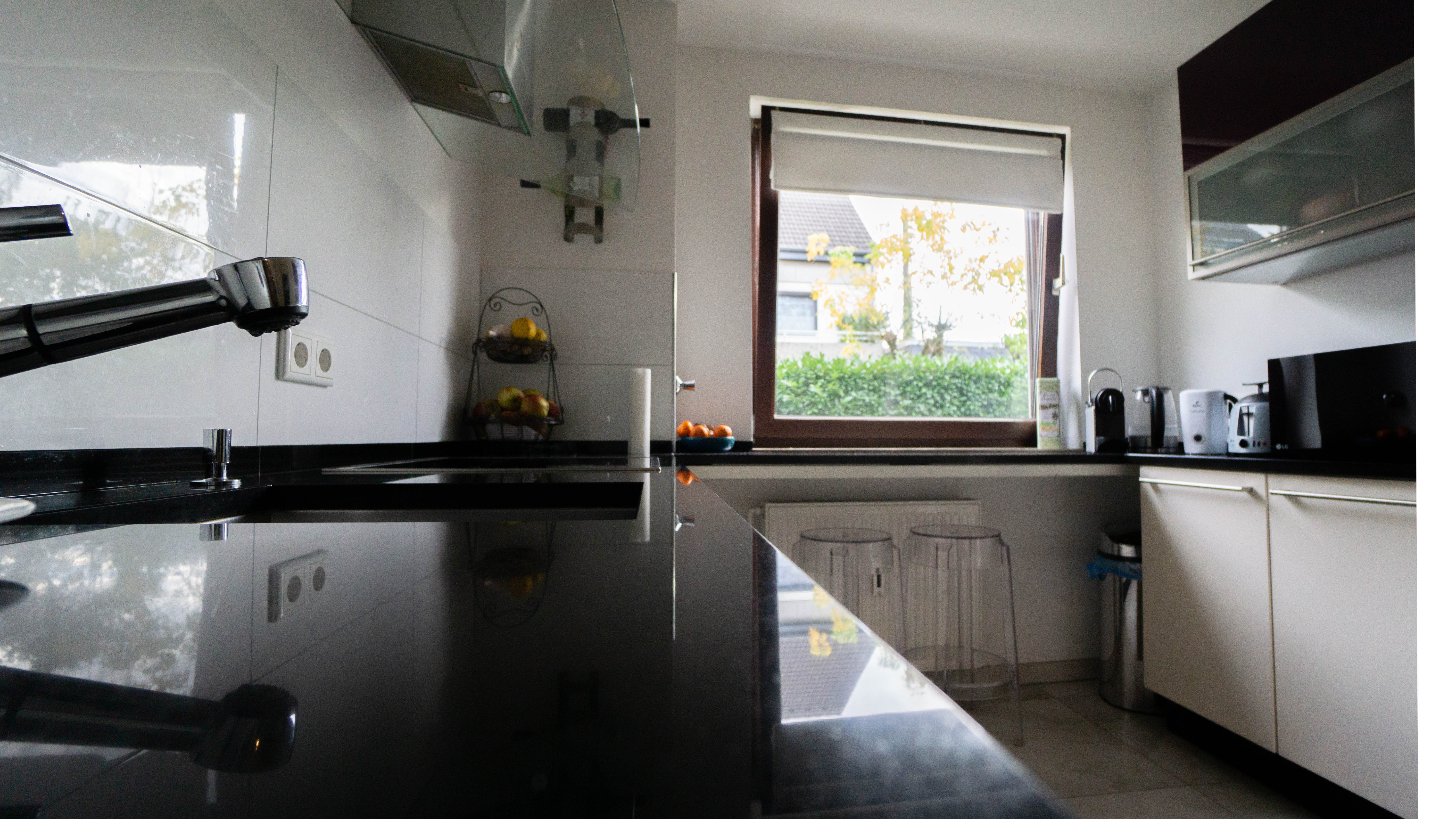 Eine Wohnung voller Gefühle! Einzugsbereite 4 Zi. EG Wohnung mit Traumgarten
