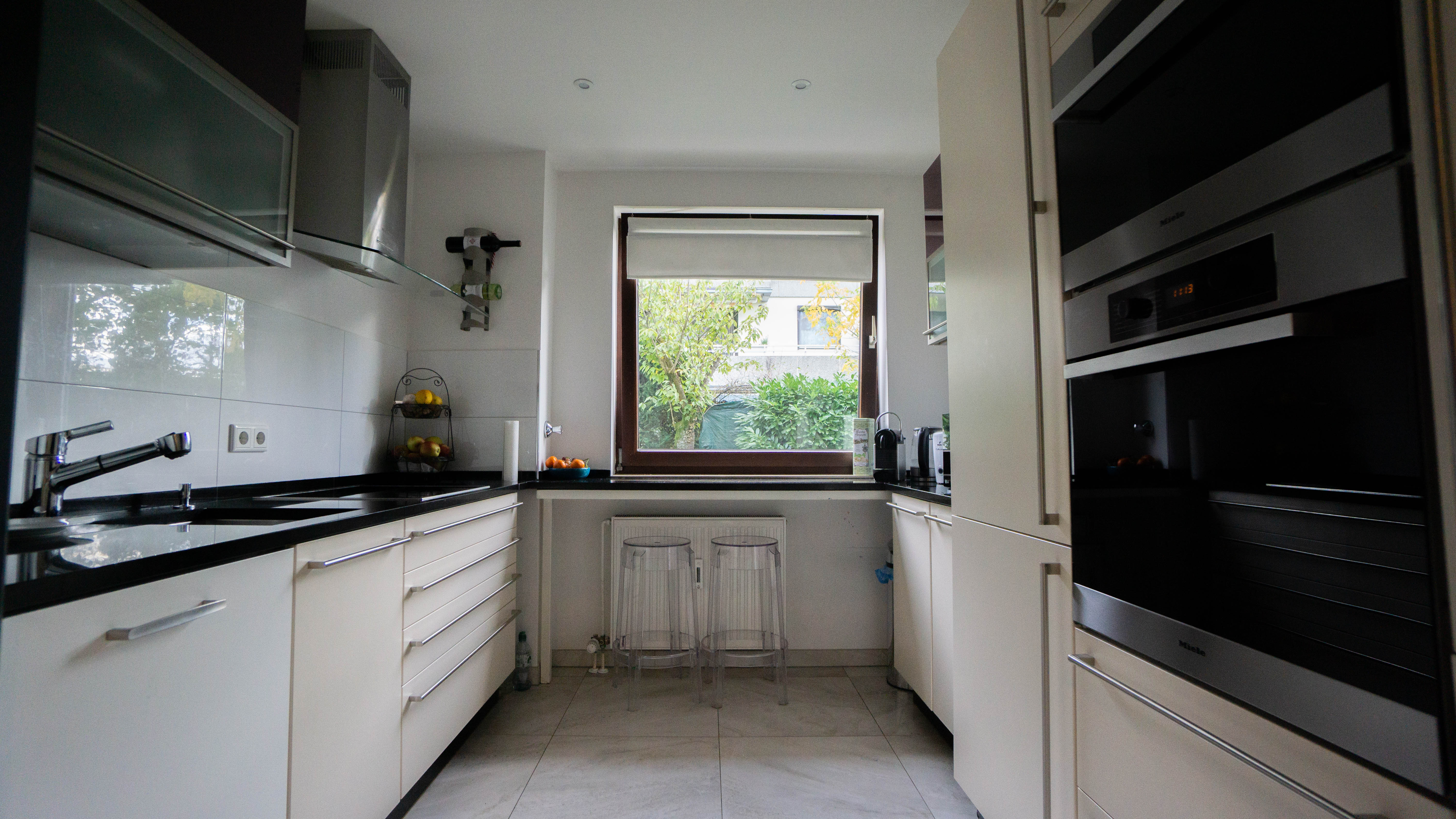 Eine Wohnung voller Gefühle! Einzugsbereite 4 Zi. EG Wohnung mit Traumgarten