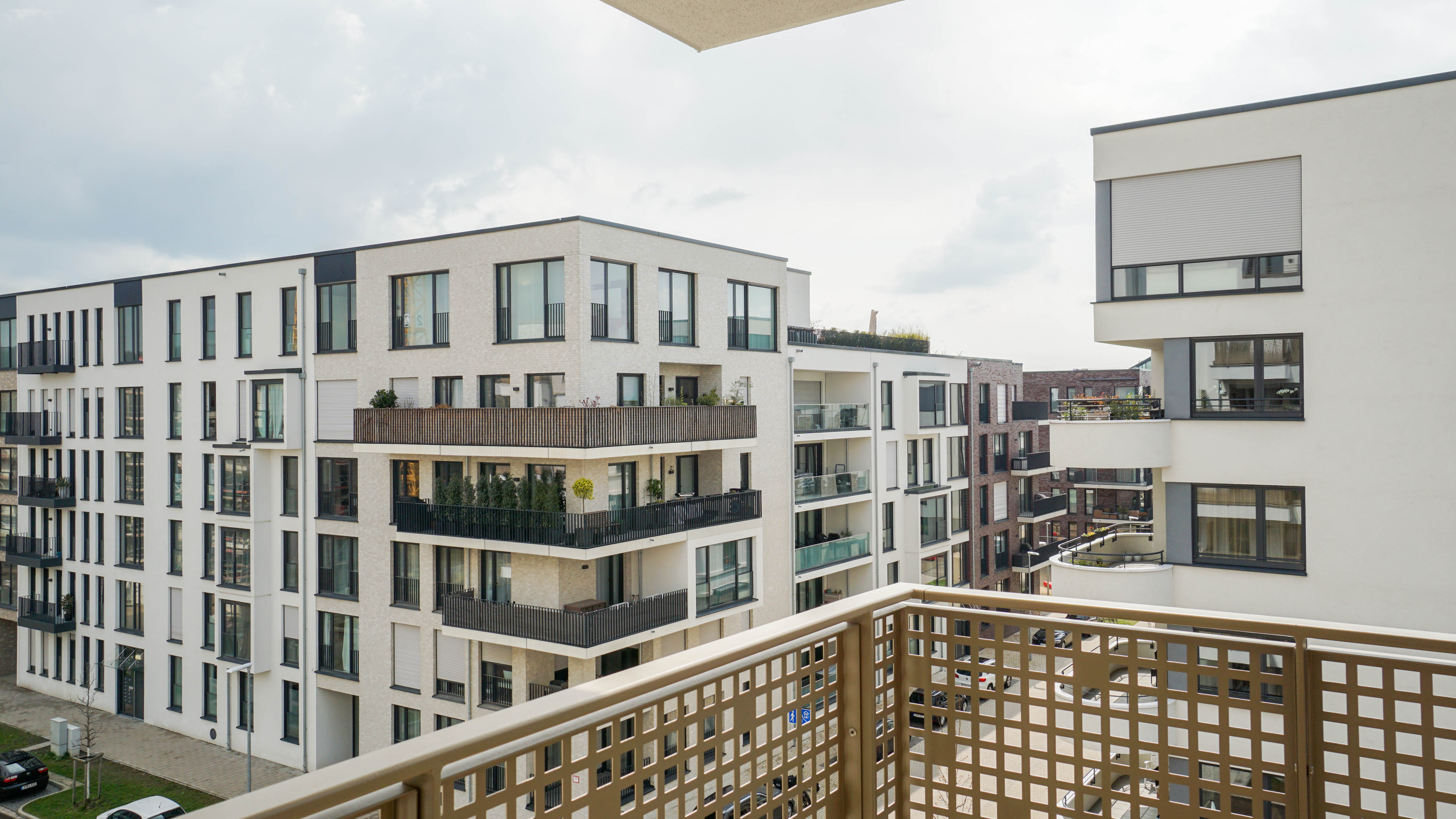 Neubau 2021! Gemütliche 3-Zimmer-Wohnung mit Balkon und Einbauküche