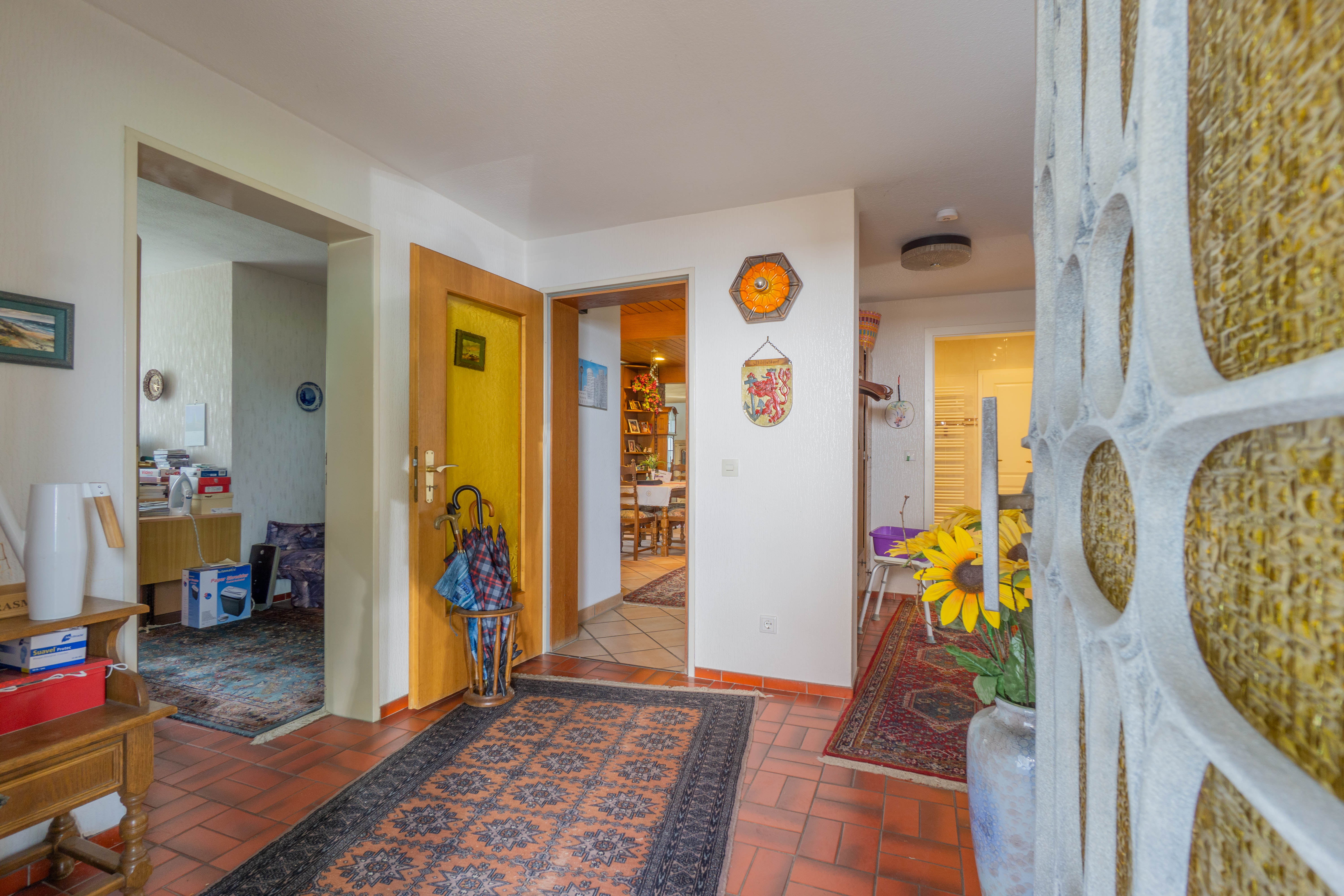 Zwischen Rhein und Geschichte: Ein Juwel in der weißen Siedlung / Nordparksiedlung