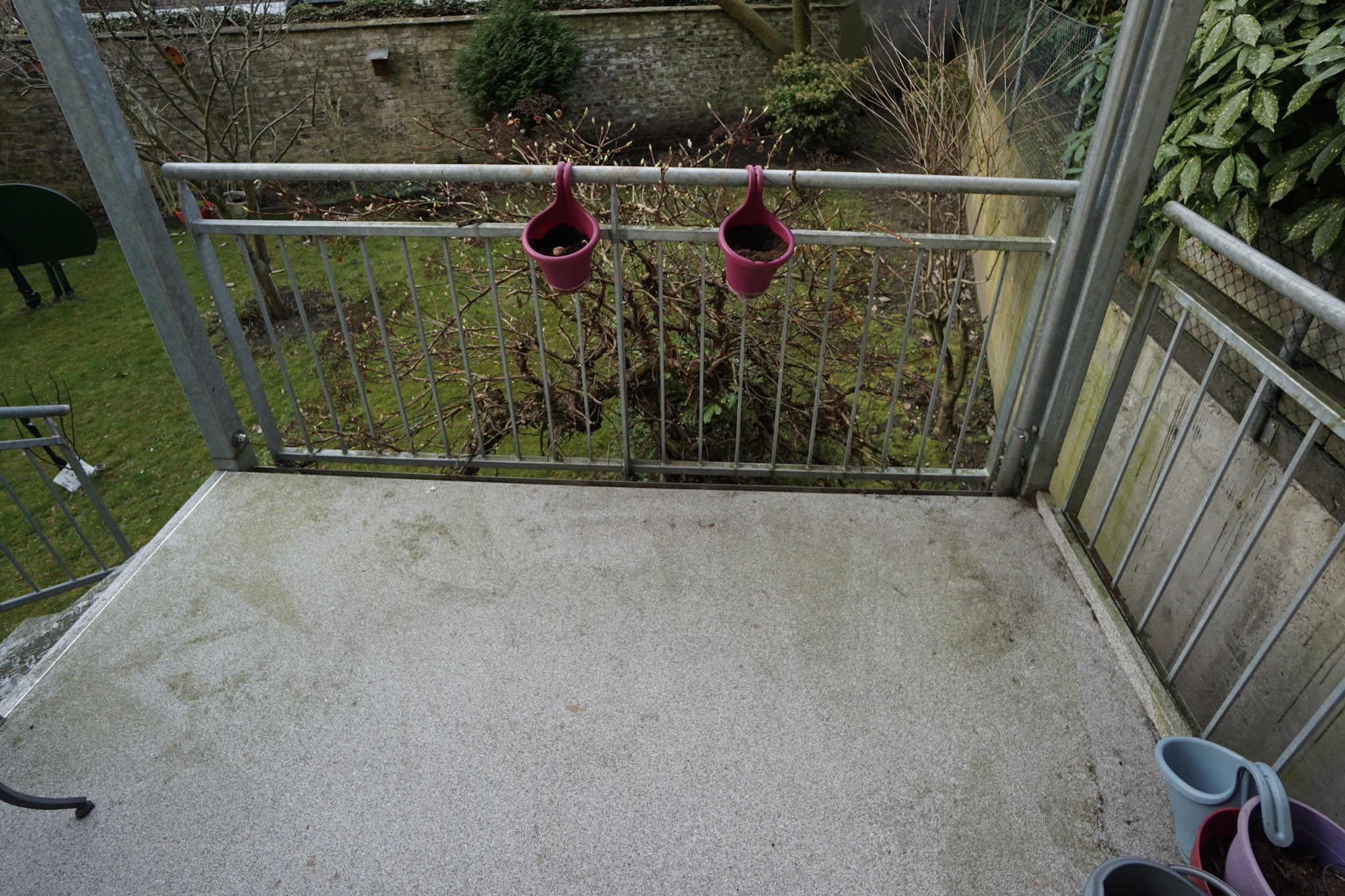 Seltenes Angebot, mitten in Bilk: Gemütliche, sanierte 2 Zimmer Altbauwohnung mit Stadtgarten