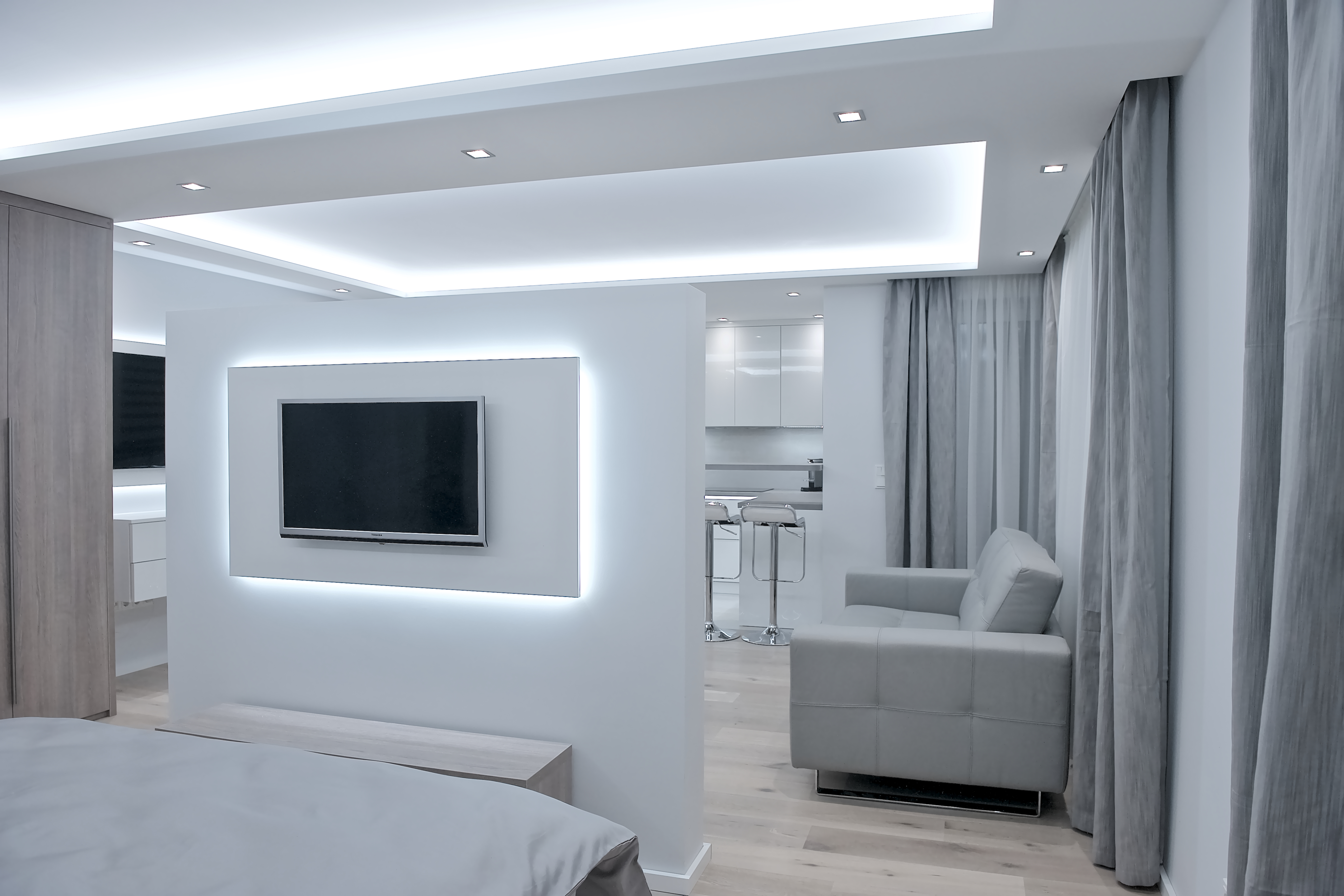 *reserviert* Kernsanierte, bezugsfreie und perfekt ausgestattete 2 Zimmer Wohnung mit Balkon