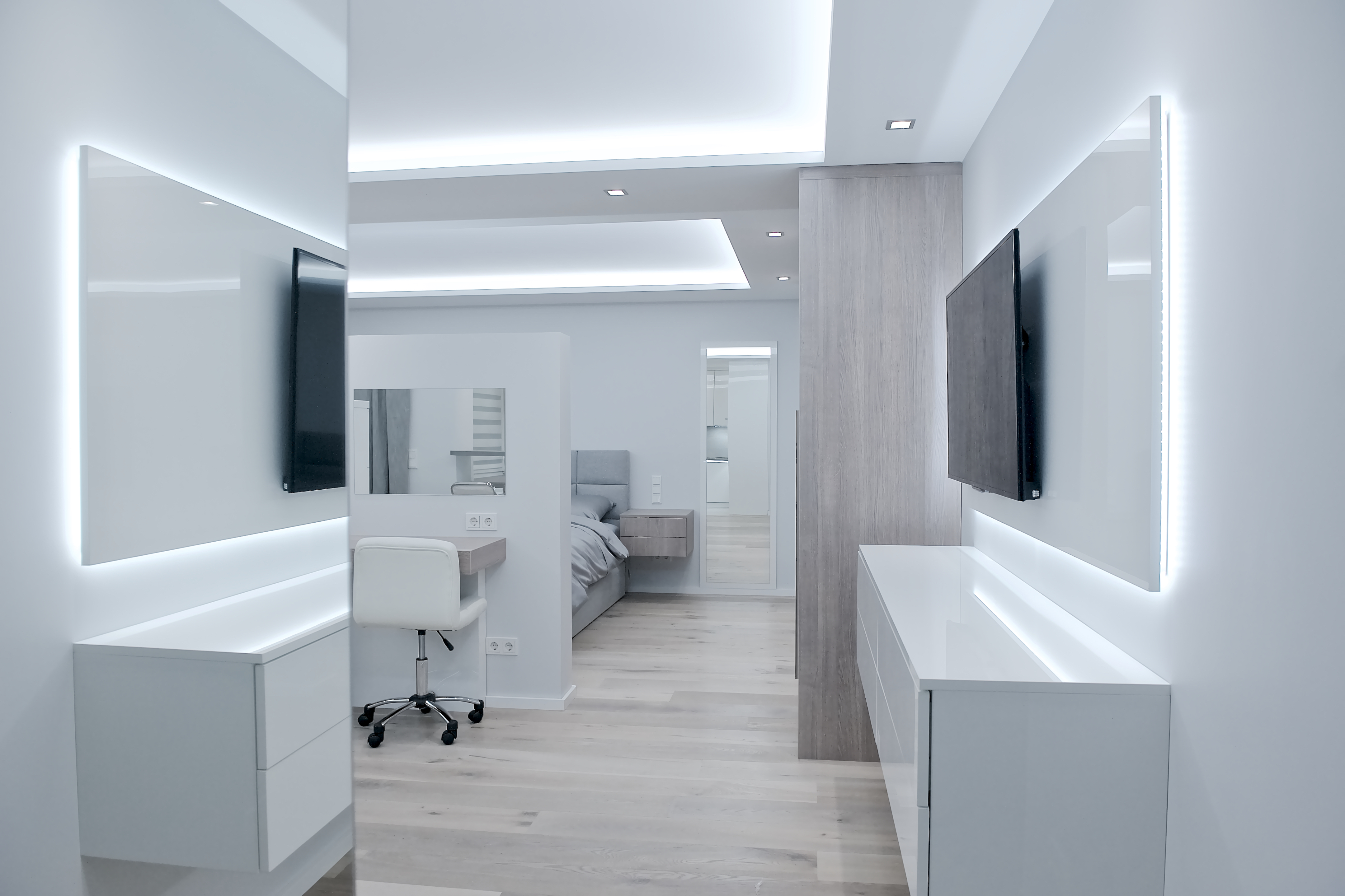 *reserviert* Kernsanierte, bezugsfreie und perfekt ausgestattete 2 Zimmer Wohnung mit Balkon