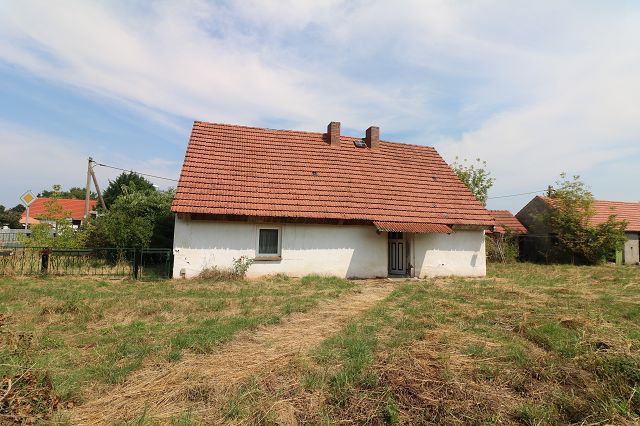 großen Baugrundstück (teilbar) mit Abrißhaus und Nebengebäuden im Ortsteil der Spreewaldstadt Lübbenau