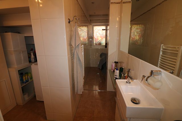 Zweiraumwohnung mit EBK und Fußbodenheizung