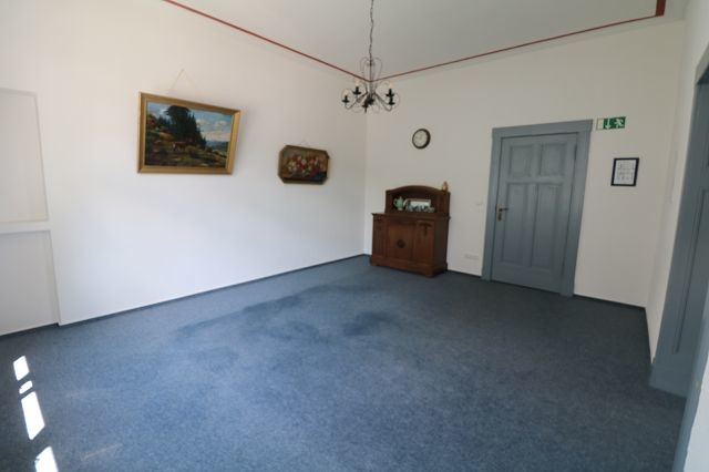 attraktive Gewerbeeinheit mit Charme in der Villa Reich