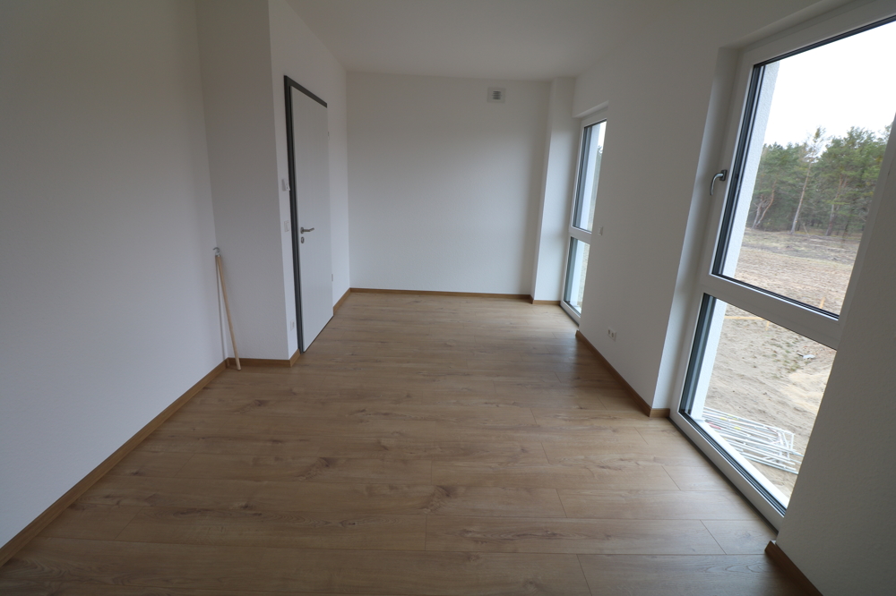 ERSTBEZUG wunderschöne moderne 3-RWE mit Balkon in ruhiger & grüner Lage