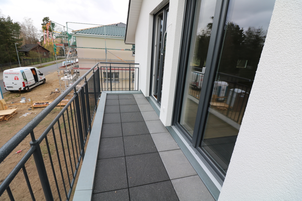 ERSTBEZUG wunderschöne moderne 3-RWE mit Balkon in ruhiger & grüner Lage