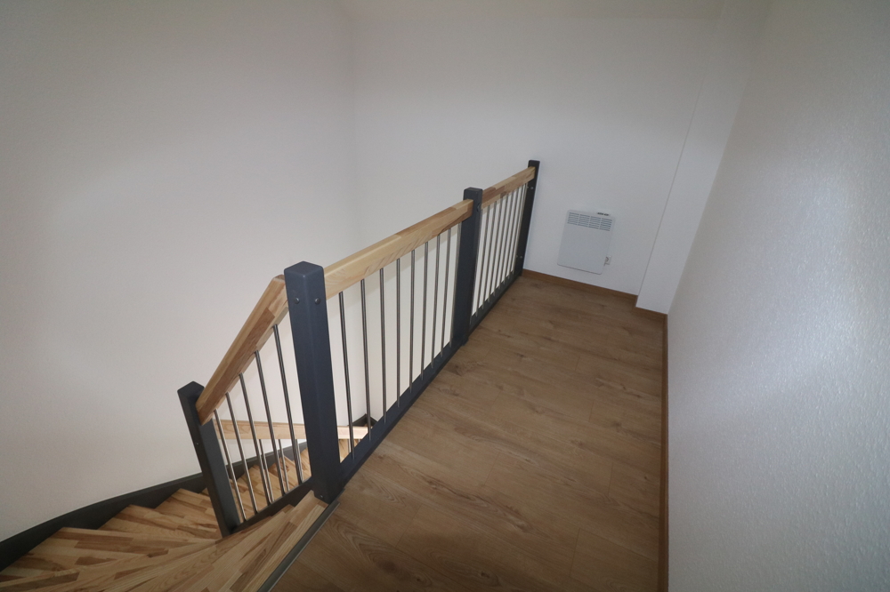 ERSTBEZUG wunderschöne moderne 3-RWE mit Balkon in ruhiger & grüner Lage