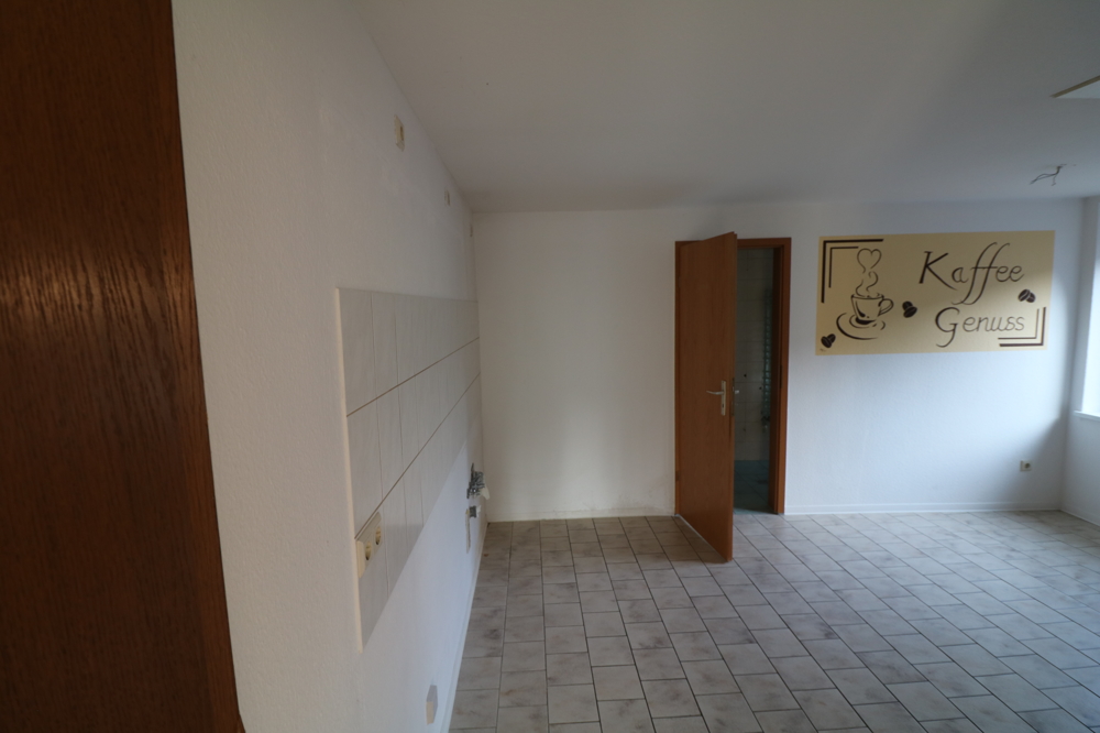 2-Raumwohnung mit Fußbodenheizung und Duschbad in dörflicher Lage