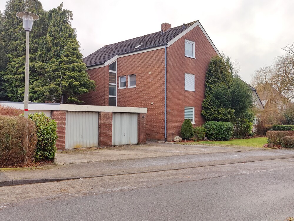 Großzügiges Mehrfamilienhaus, Generationen unter einem Dach oder zur Vermietung