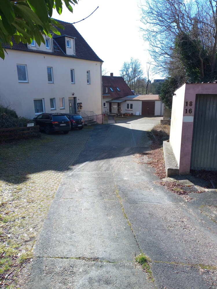Zwei Wohngebäude, 7 Einheiten, Freistehende Werkstatt und große Garage für Wohnmobil – Investition mit Perspektive