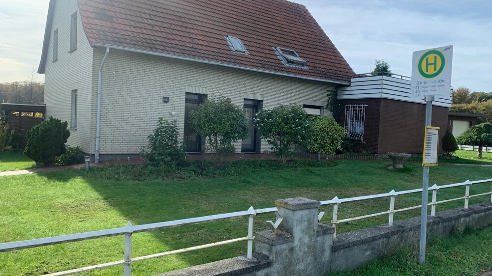 Wohnen am Ortsrand von Bünde mit vielen Nutzungsmöglichkeiten - Natur gleich neben der Haustür