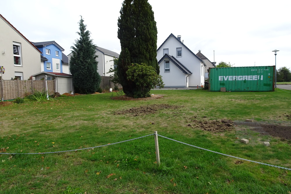 Kleines modernes Einfamilienhaus in ruhiger Zentrumslage von Enger mit einem Bauplatz