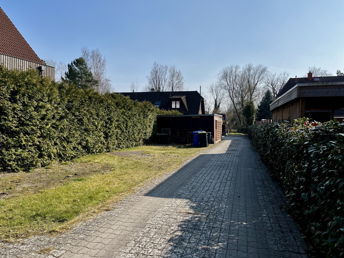 RESERVIERT |FINALER PREIS | PROVISIONSFREI | Doppelhaushälfte in ruhiger Wohnlage mit 2.086 m² Grundstück
