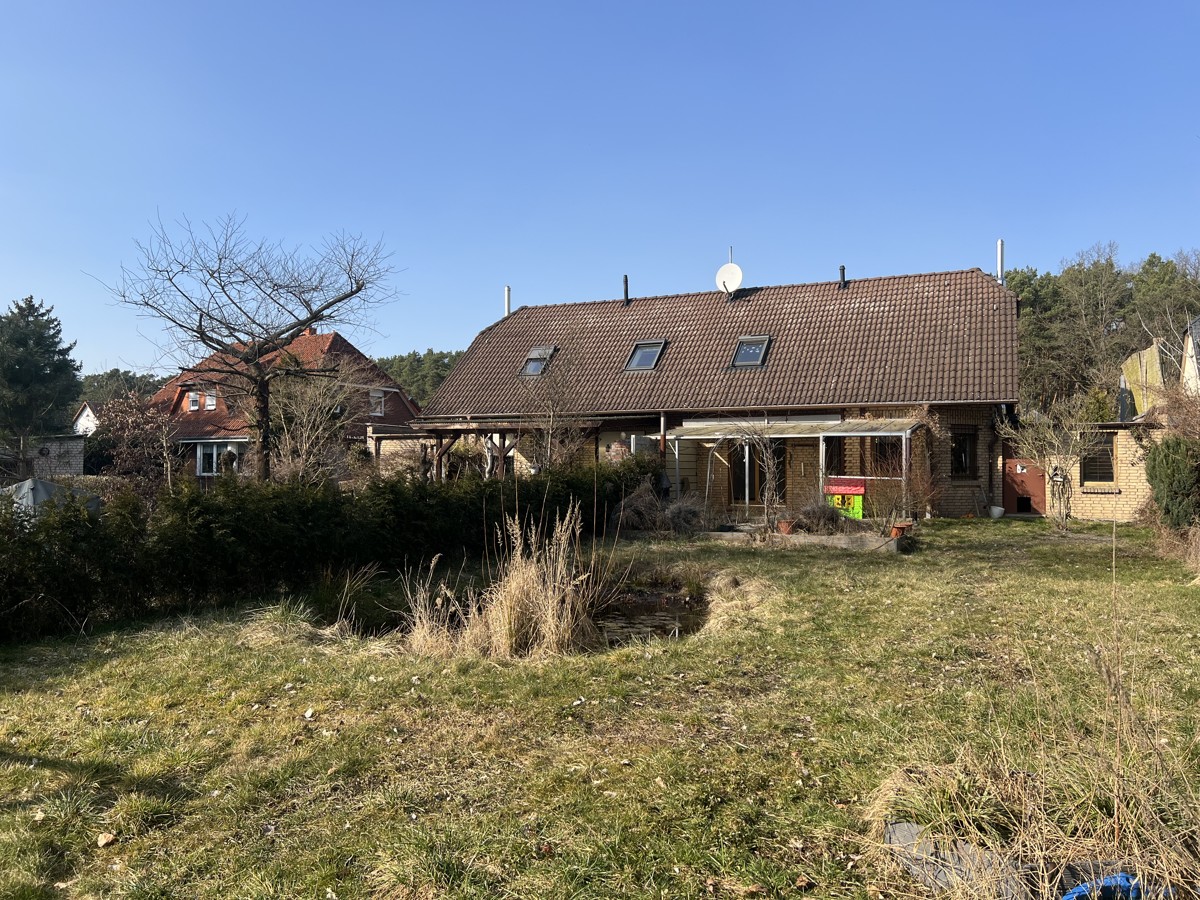 RESERVIERT |FINALER PREIS | PROVISIONSFREI | Doppelhaushälfte in ruhiger Wohnlage mit 2.086 m² Grundstück