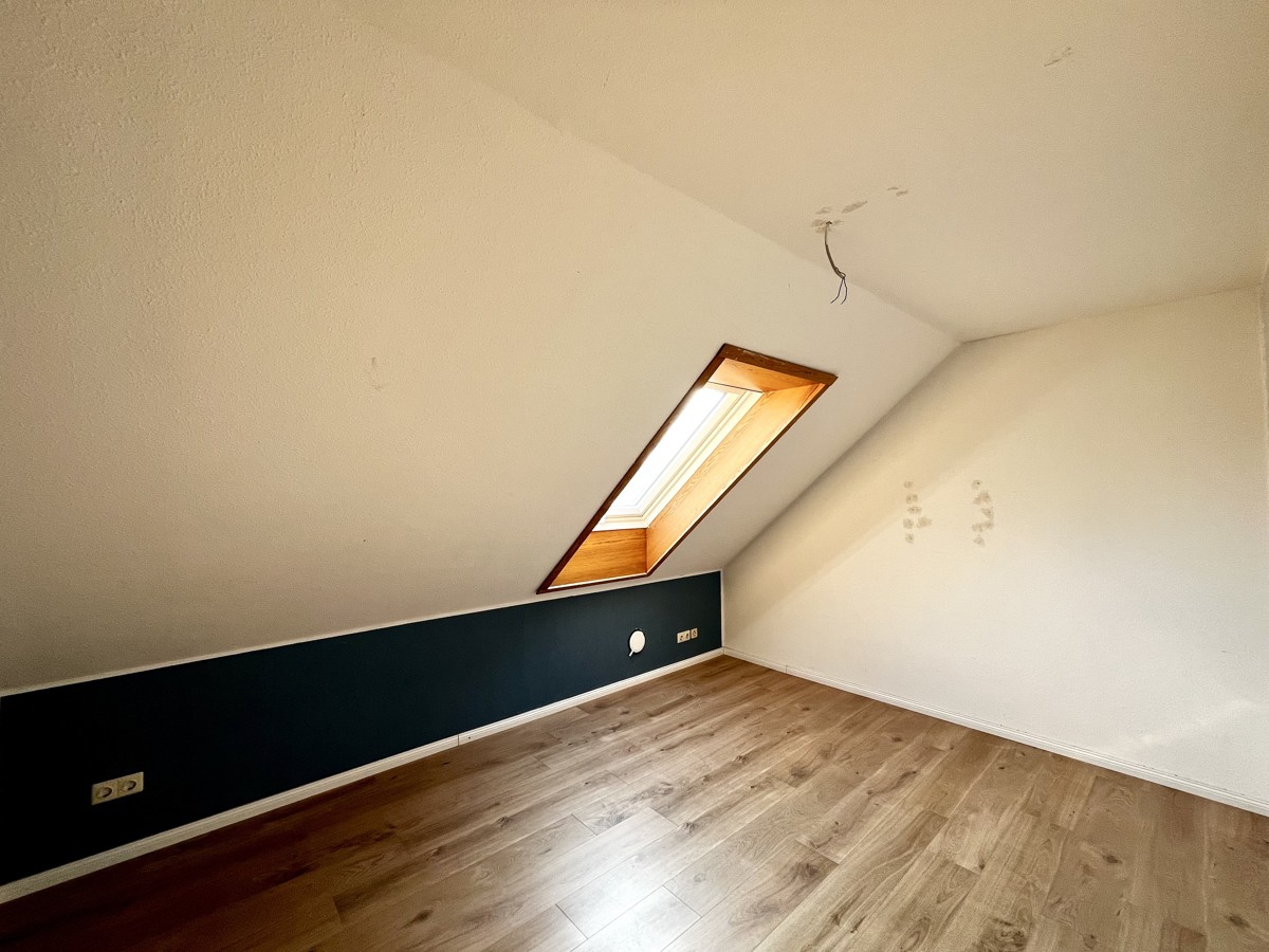 RESERVIERT |FINALER PREIS | PROVISIONSFREI | Doppelhaushälfte in ruhiger Wohnlage mit 2.086 m² Grundstück