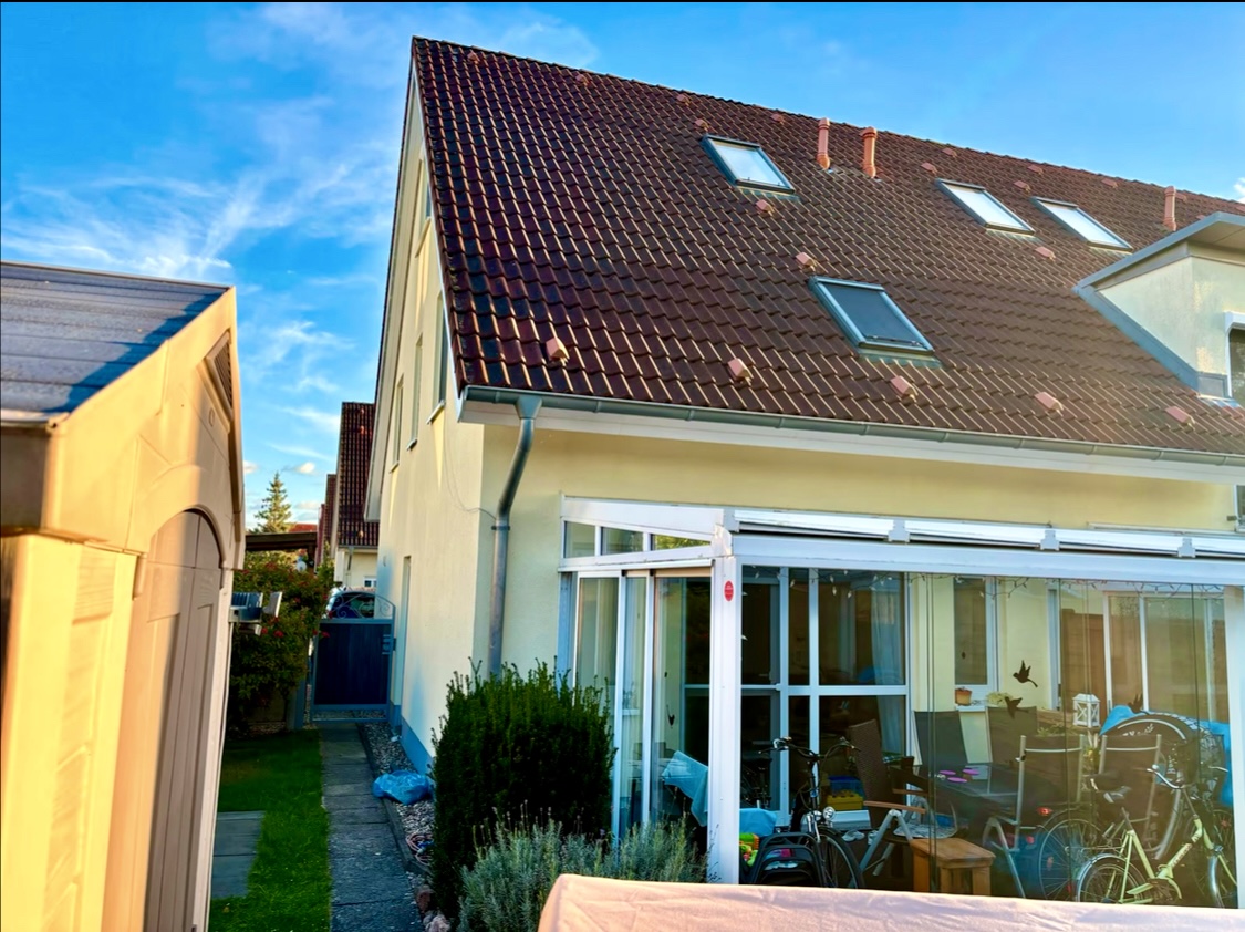 PROVISIONSFREI | Reihenendhaus in TOP Zustand mit Wintergarten und 4 Zimmern nahe Berlin