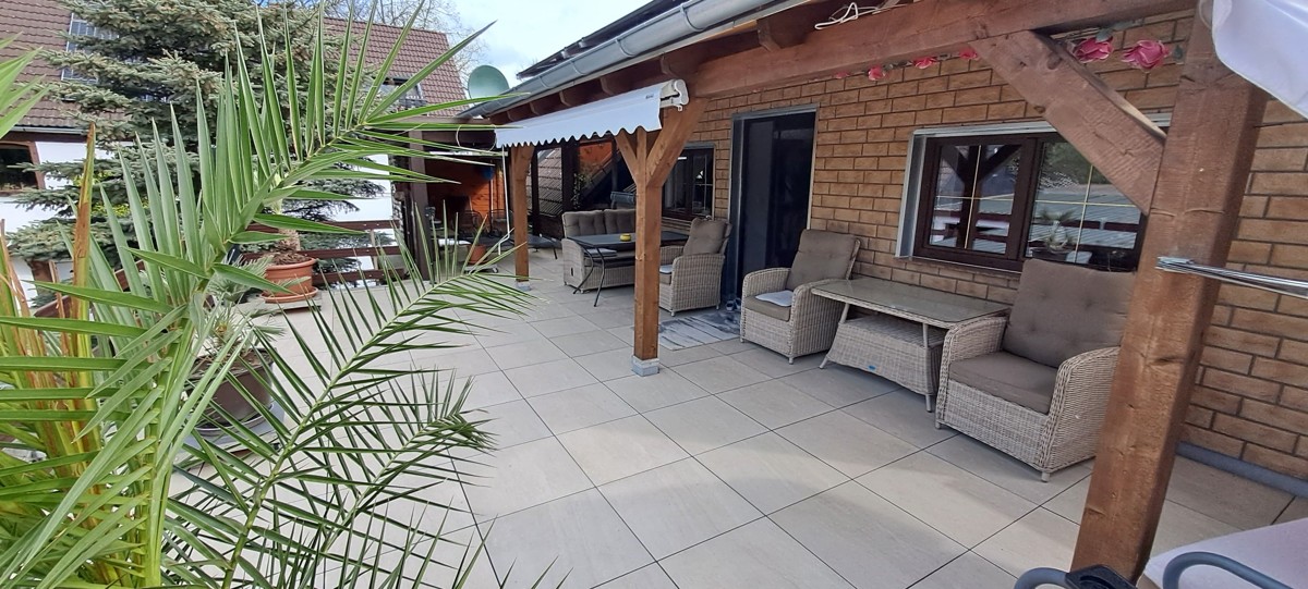 PROVISIONSFREI | Großzügiges EFH mit traumhafter Dachterrasse, Werkstatt & Baulandoption