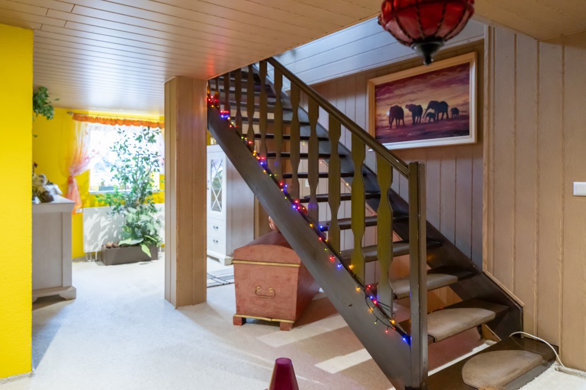 PROVISIONSFREI | Großzügiges EFH mit traumhafter Dachterrasse, Werkstatt & Baulandoption