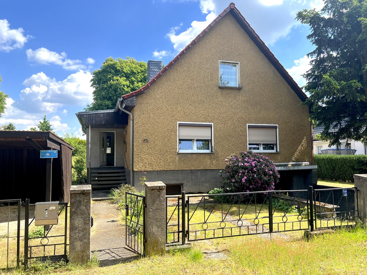 SOFORT VERFÜGBAR | Gepflegtes Einfamilienhaus in Strausberg - Vorstadt mit Ausbaureserve und Keller
