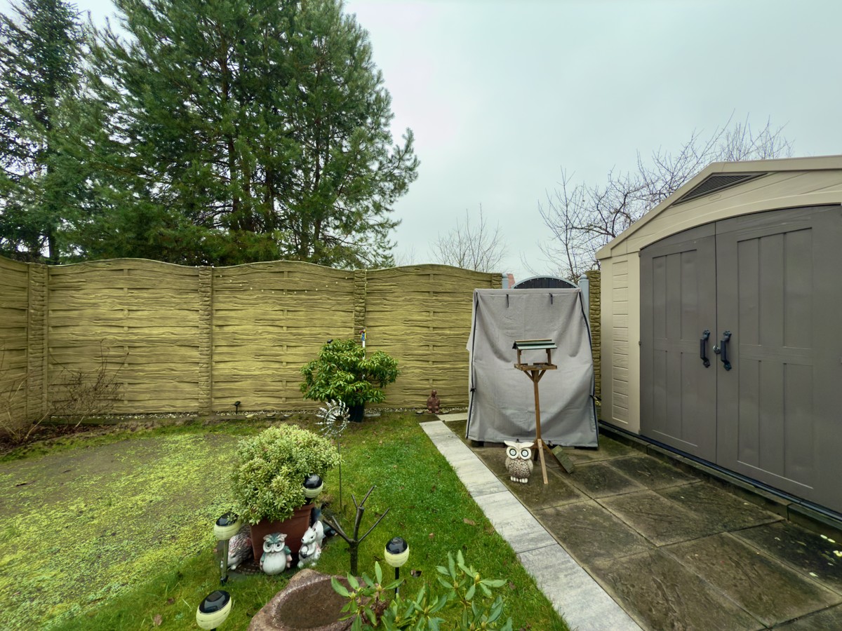 RESERVIERT |PROVISIONSFREI | Reihenendhaus in TOP Zustand mit Wintergarten und 4 Zimmern nahe Berlin