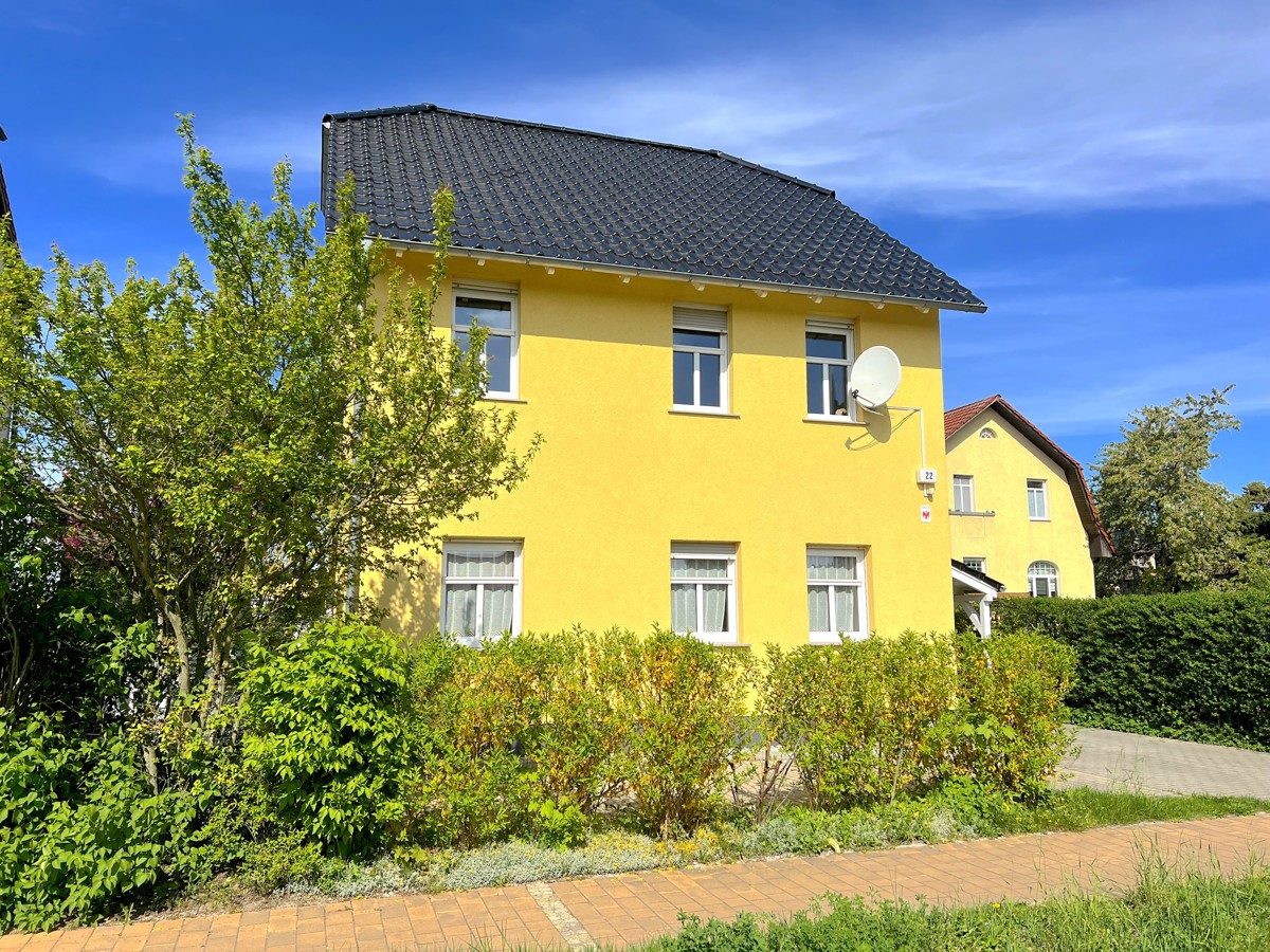 NEUER PREIS | HEREINSPAZIEREN UND WOHL FÜHLEN - Einfamilienhaus mit 214qm Wohnfläche in Bernau!