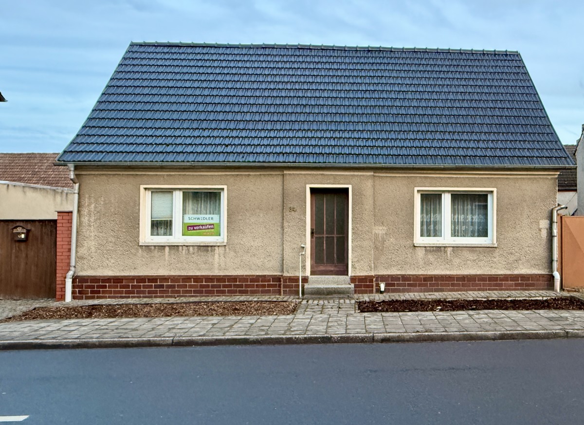 PROVISIONSFREI |NEUER PREIS! Charmantes Anwesen mit großem Garten, Entwicklungspotenzial