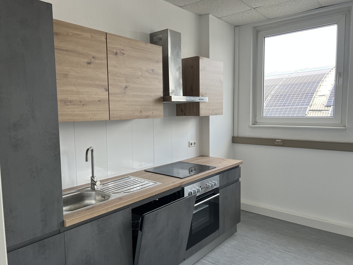 SCHWEDLER | Ganze Etage nur für Sie - Helle Geräumige Büroetage !