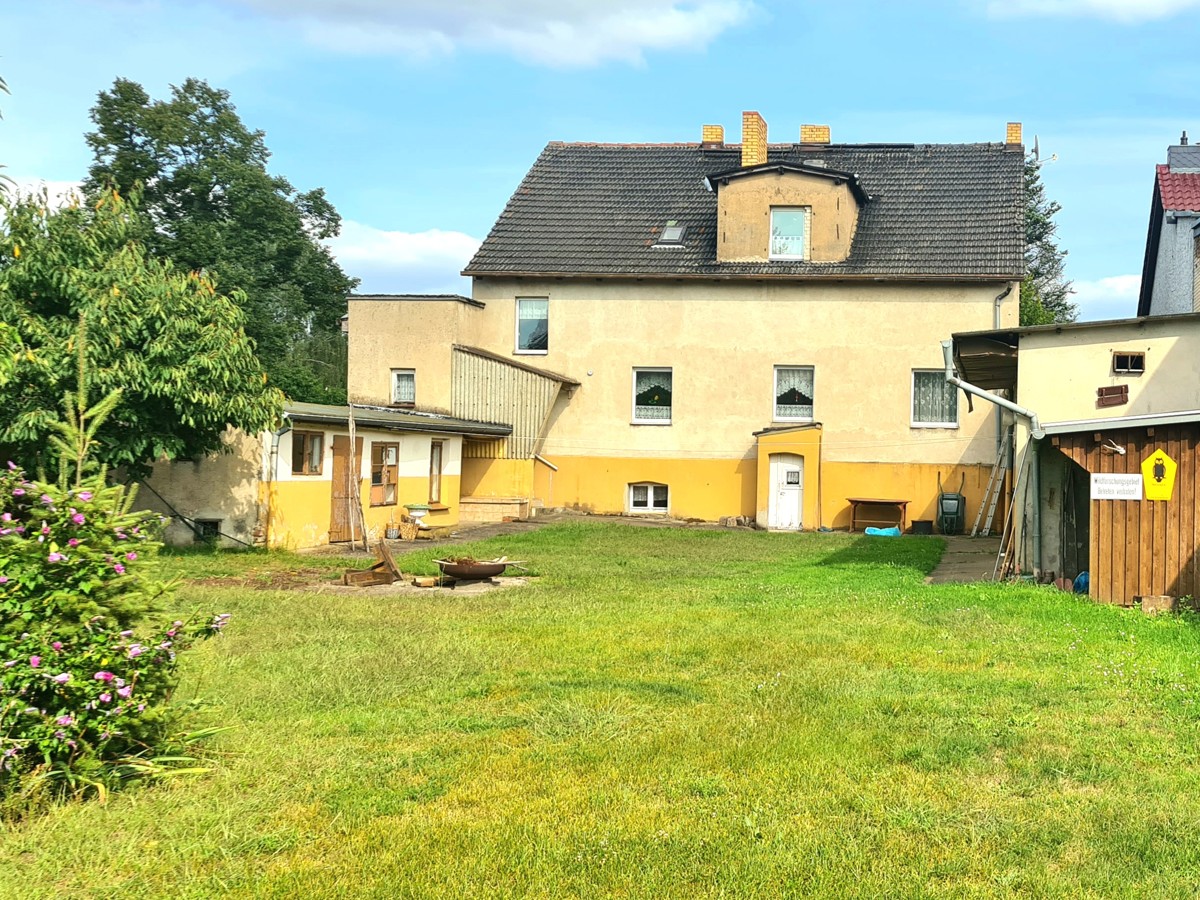 RESERVIERT | PROVISIONSFREI | FÜR HANDWERKER: 2 Familienhaus | 213m² Wohnfläche|1508m² Grundstück