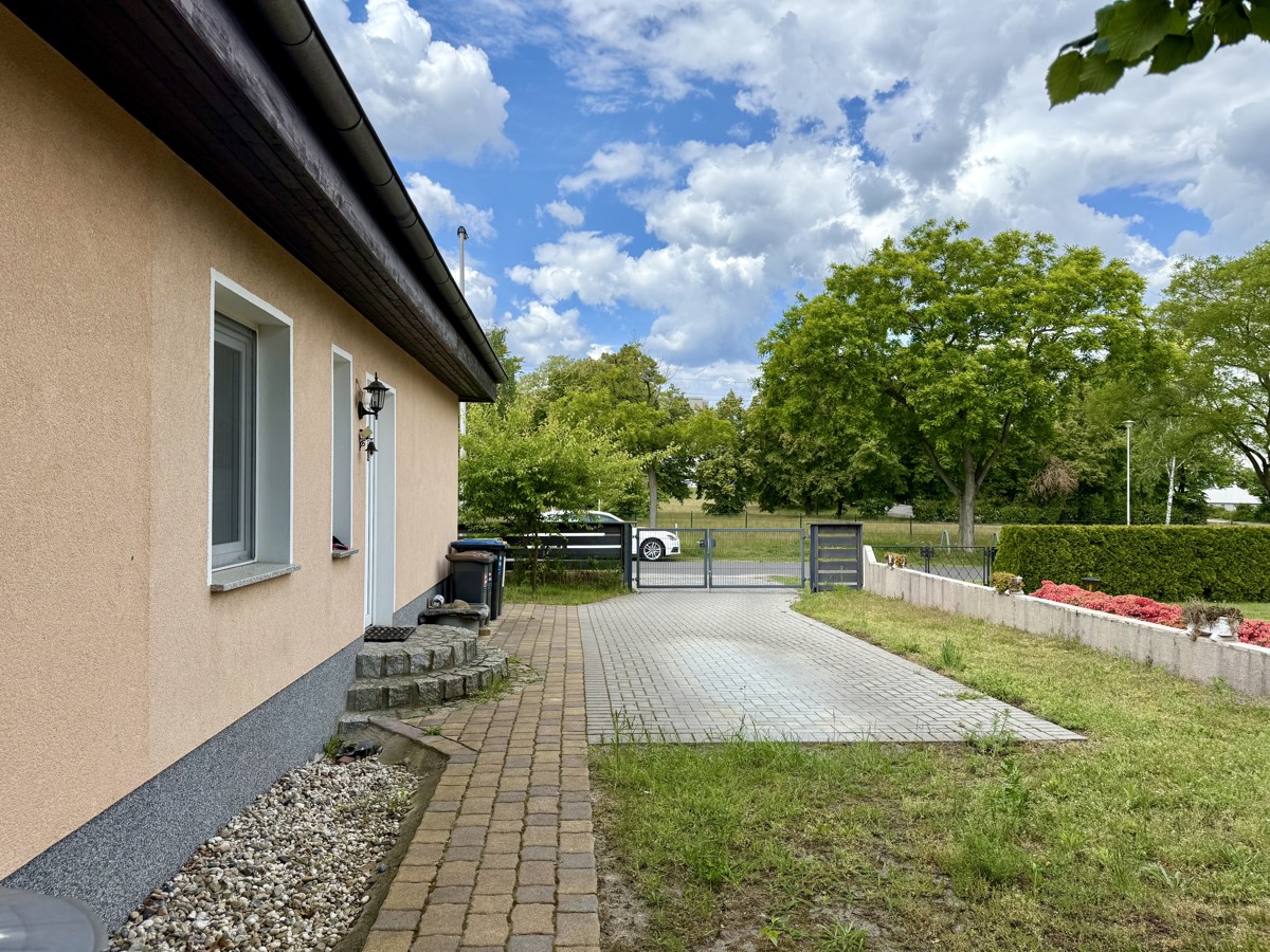 BUNGALOW IN COTTBUS | Großzügiges Einfamilienhaus im TOP Zustand mit 715qm Grundstück!