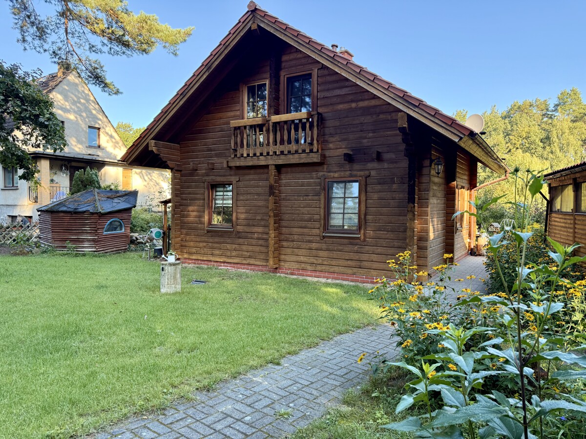 EIN HOLZTRAUM FÜR ZWEI | Charmantes Einfamilienhaus – wo Individualität auf Gemütlichkeit trifft!