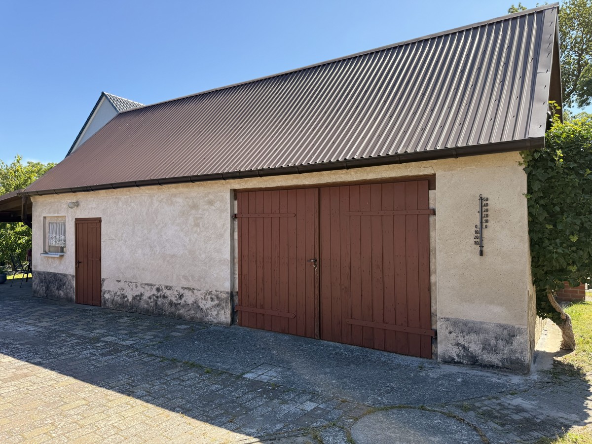 EINMALIGE GELEGENHEIT | Doppelhaushälfte optimal für eine Großfamilie mit viel Platz und Komfort!