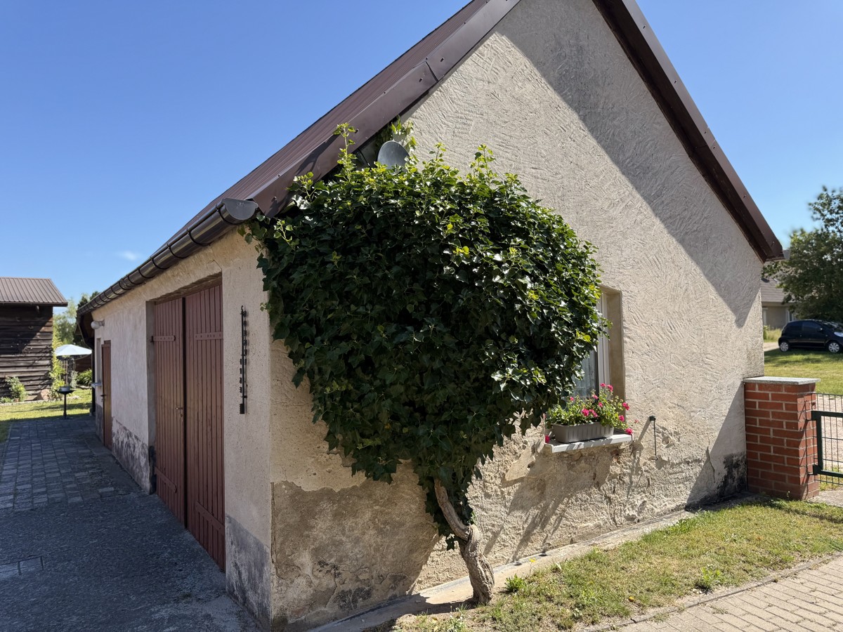 EINMALIGE GELEGENHEIT | Doppelhaushälfte optimal für eine Großfamilie mit viel Platz und Komfort!