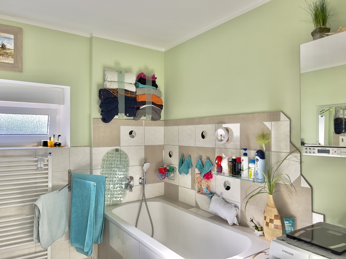 FINALER PREIS|PROVISIONSFREI|TOP-LAGE  BERLIN | 2 Familienhaus mit 4 Garagen und 6 Parkplätzen !