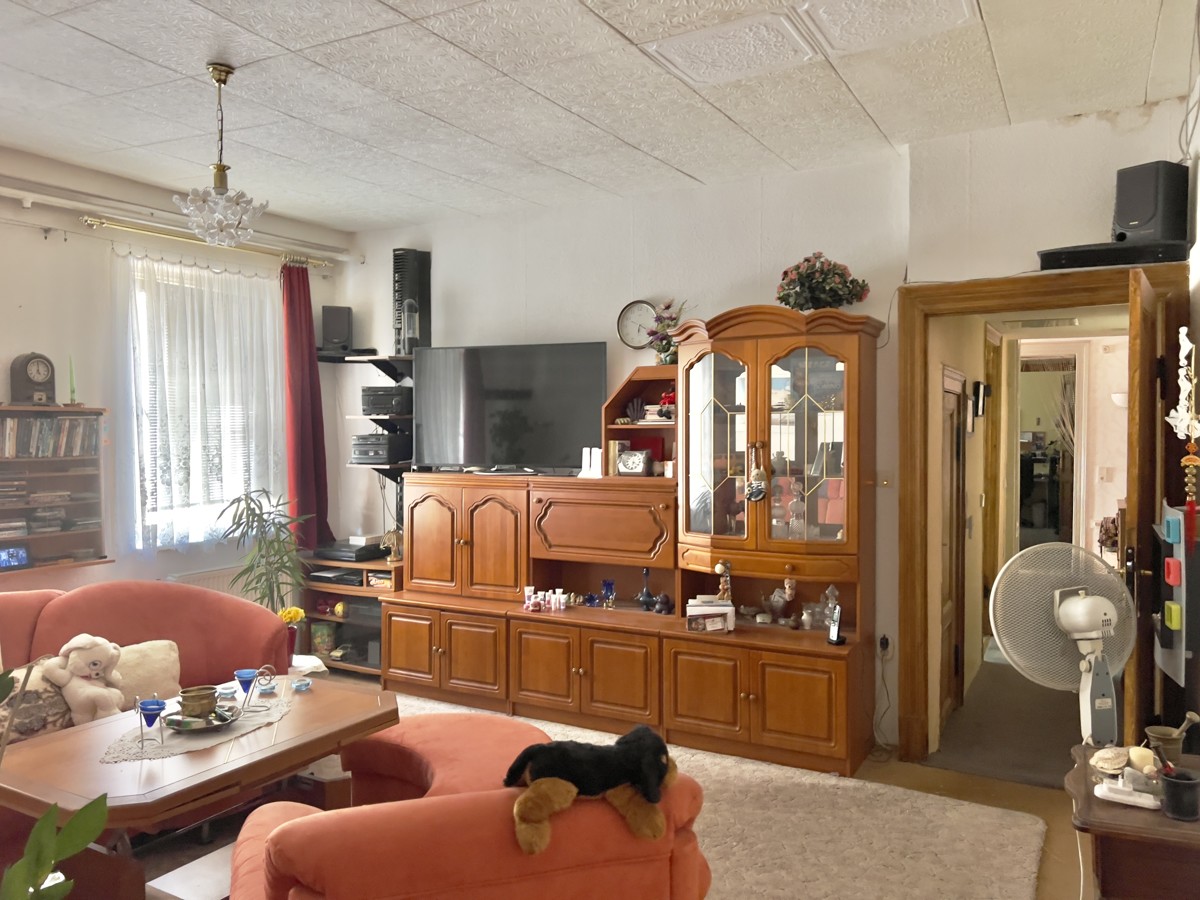 FINALER PREIS|PROVISIONSFREI|TOP-LAGE  BERLIN | 2 Familienhaus mit 4 Garagen und 6 Parkplätzen !