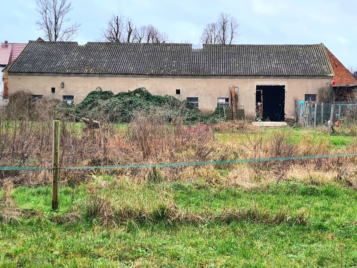 NEUER PREIS |PROVISIONSFREI | Großzügiger Vierseitenhof auf 15 000m² Grundstück mit viel Potential