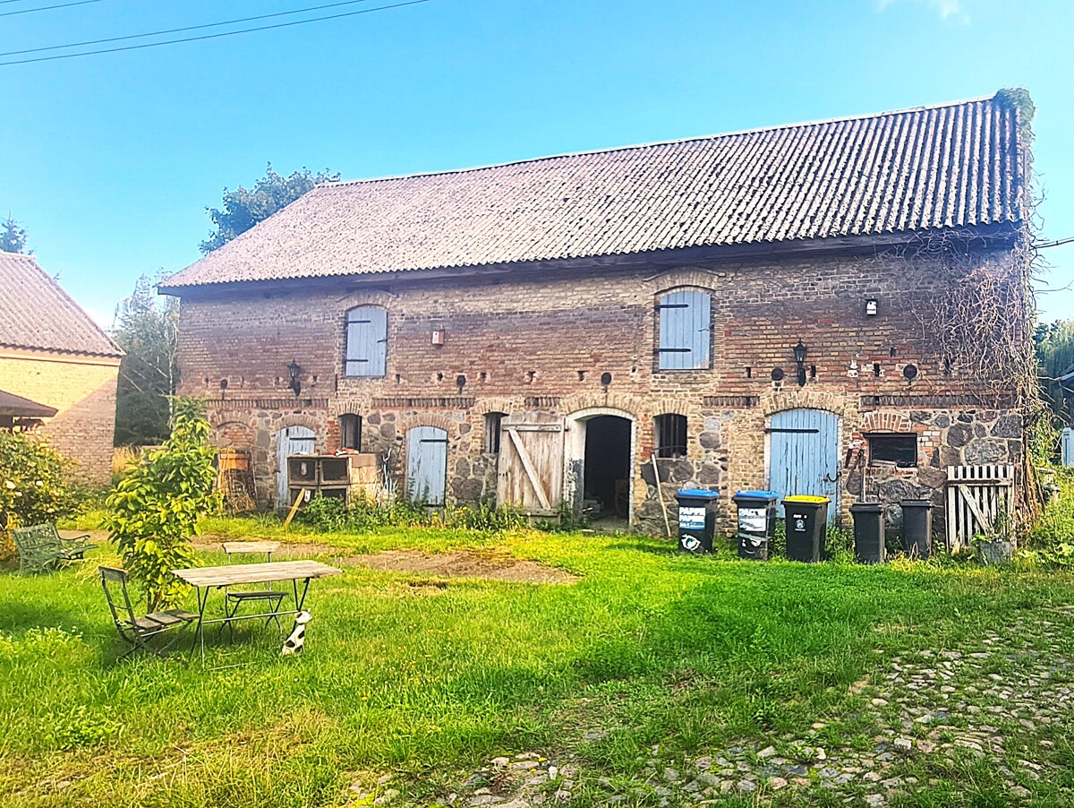 NEUER PREIS |PROVISIONSFREI | Großzügiger Vierseitenhof auf 15 000m² Grundstück mit viel Potential