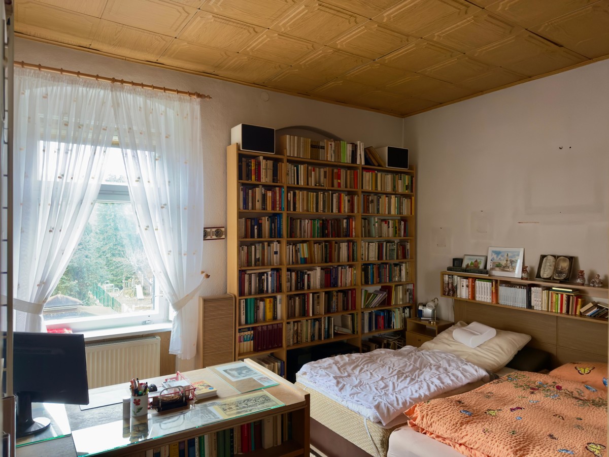 PROVISIONSFREI | Stilvolles Zweifamilienhaus 170m² mit großem wunderschönen Grundstück 1383m²