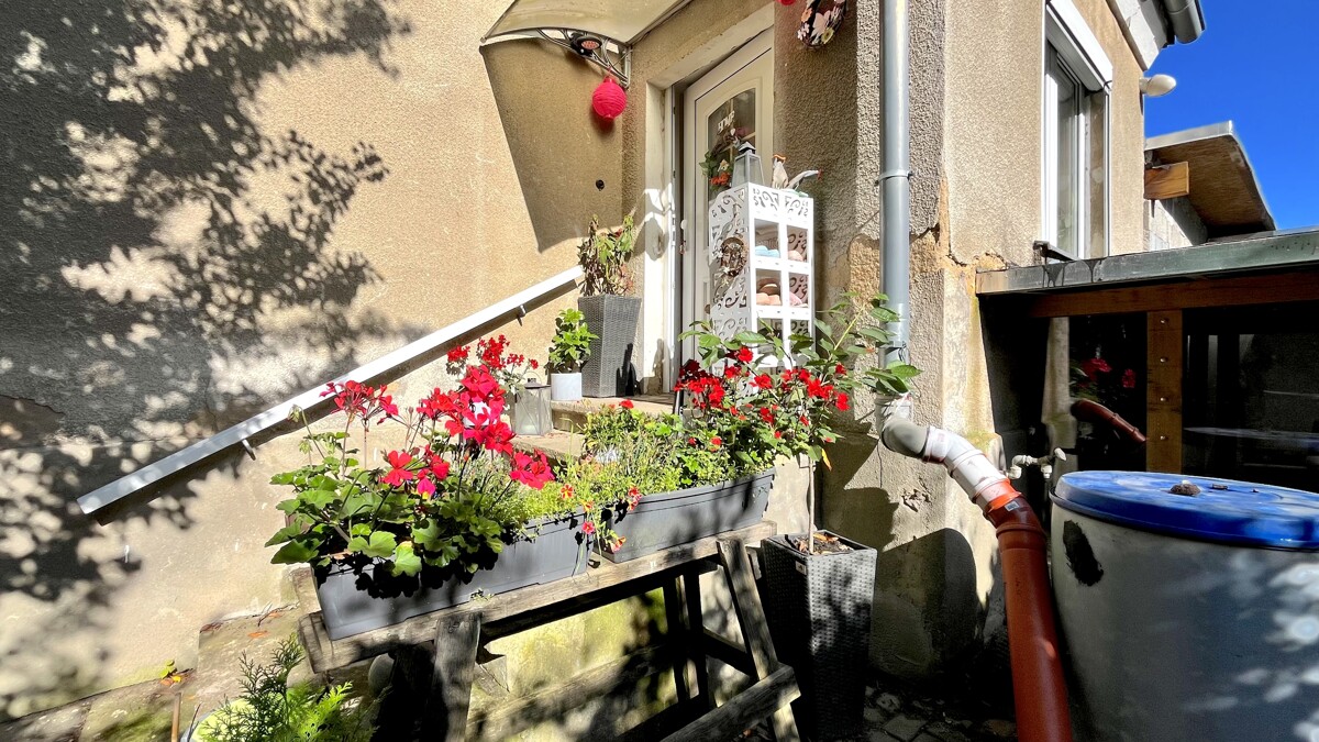 PROVISIONSFREI | Solides Familienhaus mit Garten, Schwerlastgarage und Potenzial – Nähe Berlin-Buch