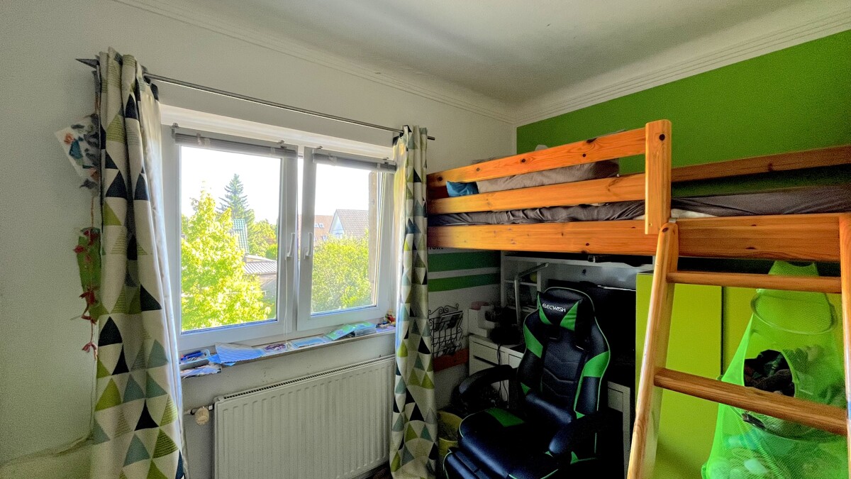 PROVISIONSFREI | Solides Familienhaus mit Garten, Schwerlastgarage und Potenzial – Nähe Berlin-Buch