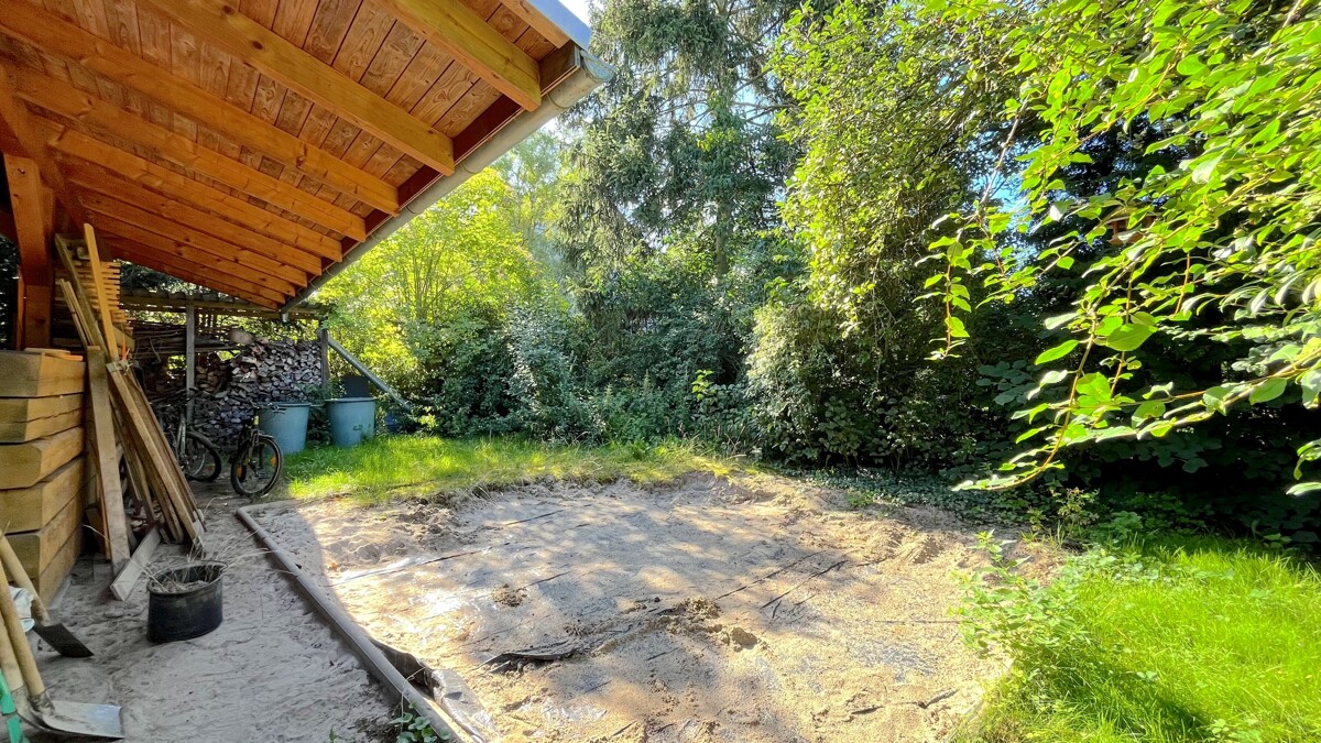 PROVISIONSFREI | Solides Familienhaus mit Garten, Schwerlastgarage und Potenzial – Nähe Berlin-Buch