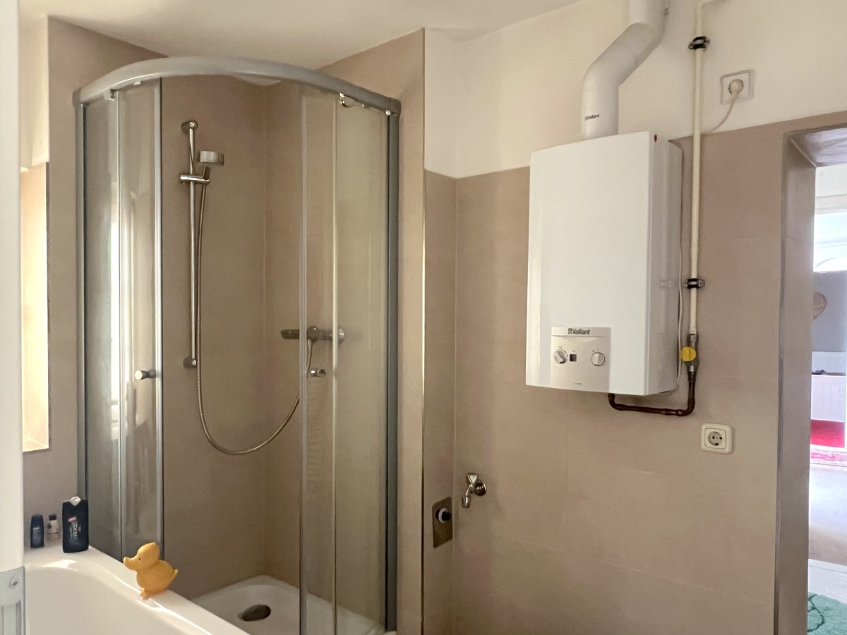 PROVISIONSFREI |133 m² Doppelhaushälfte mit Garage, Kamin, Pool, Teich auf 755m² Grundstück