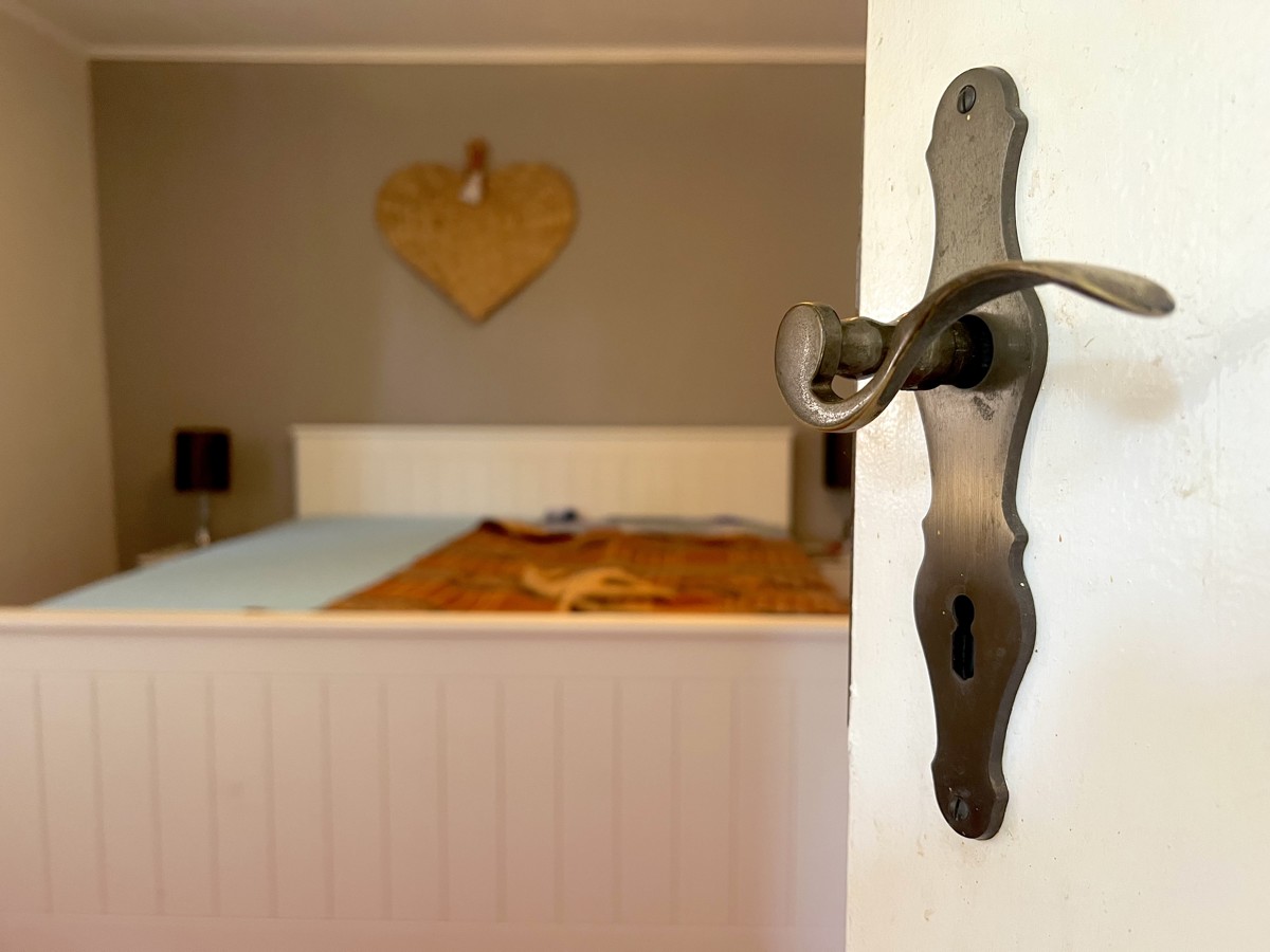 PROVISIONSFREI |133 m² Doppelhaushälfte mit Garage, Kamin, Pool, Teich auf 755m² Grundstück