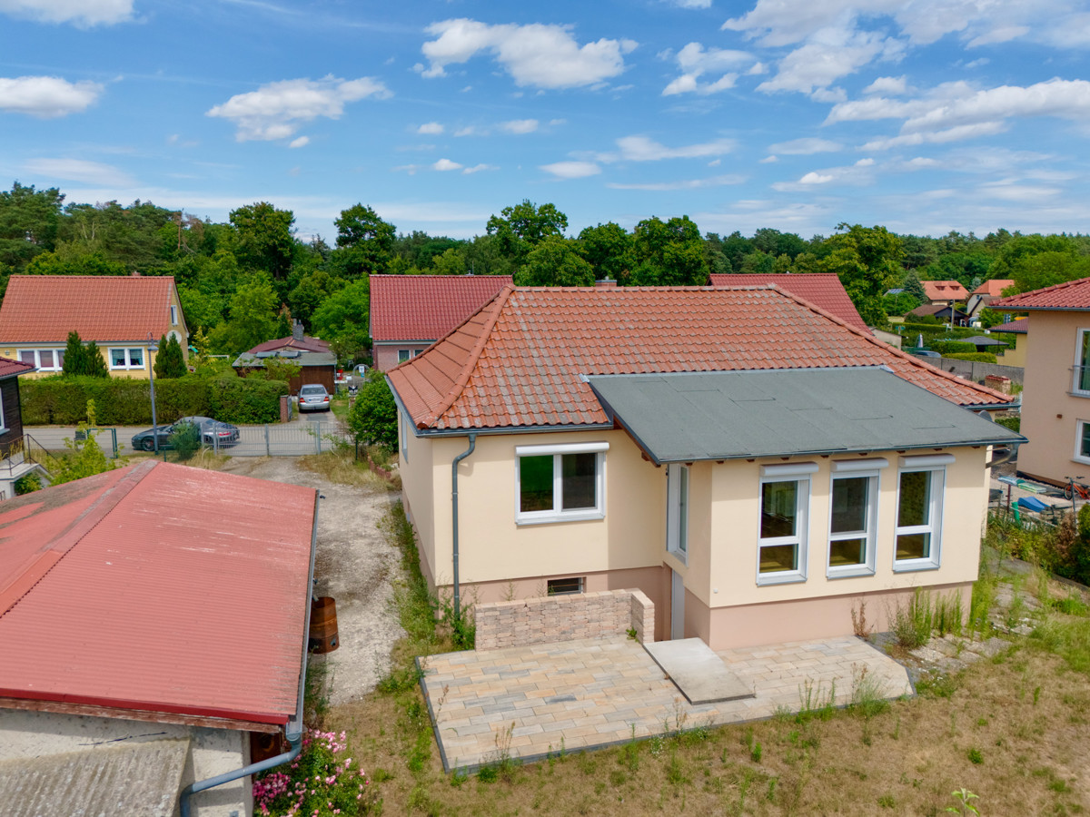 PROVISIONSFREI | Modernisierter Familienbungalow in grüner und familienfreundlicher Lage