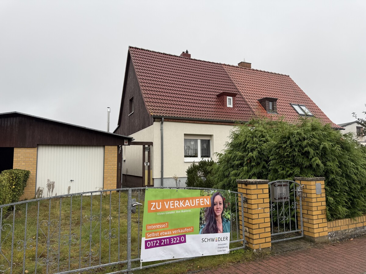 PROVISIONSFREI| Doppelhaushälfte mit guter Grundsubstanz für die ganze Familie in Eberswalde!