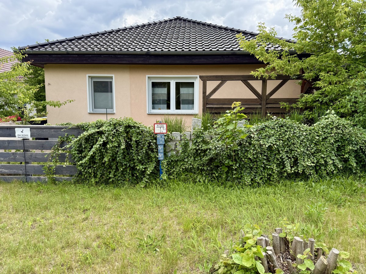 PROVISIONSFREI | Gepflegter Bungalow in zentraler Lage von Cottbus – bequem & einziehen sofort!