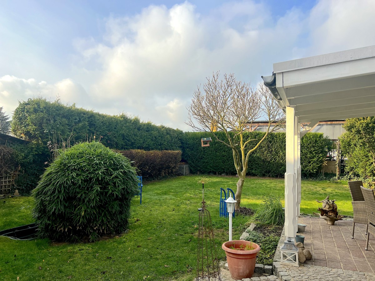 RESERVIERT | Einfamilienhaus mit Einlieger-Option & modernem Studio – perfekt für Familien