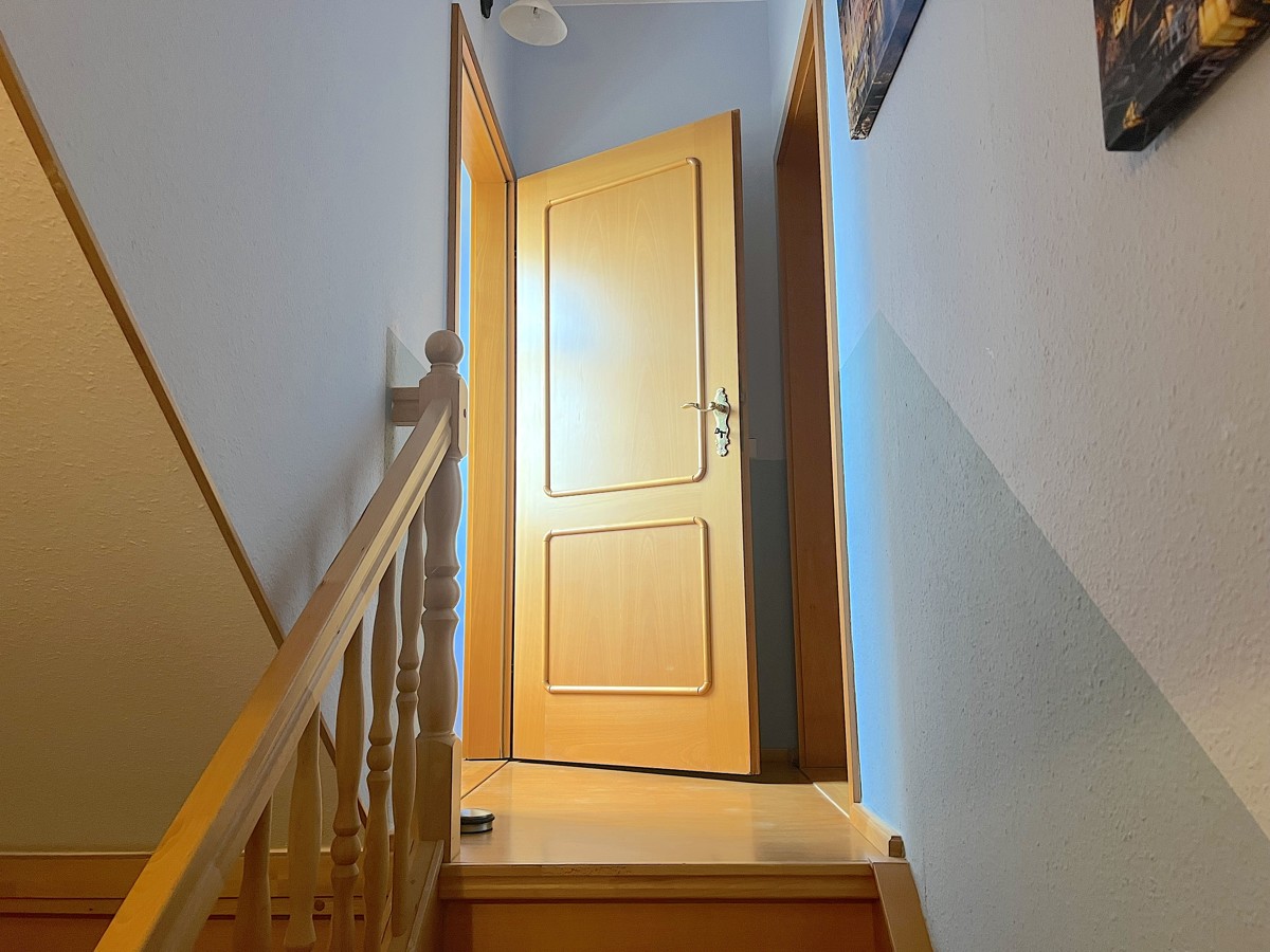 RESERVIERT | Einfamilienhaus mit Einlieger-Option & modernem Studio – perfekt für Familien