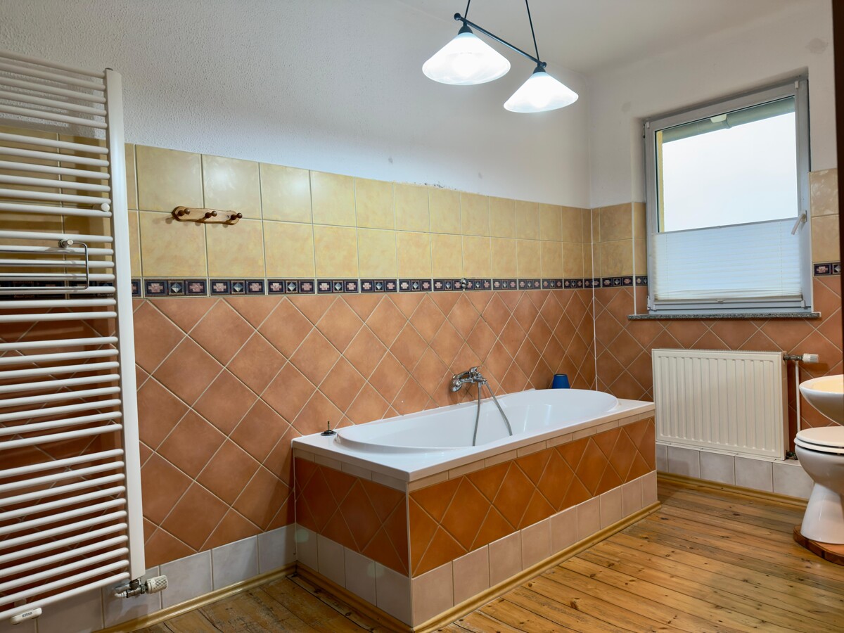 RESERVIERT | Einfamilienhaus mit Einlieger-Option & modernem Studio – perfekt für Familien